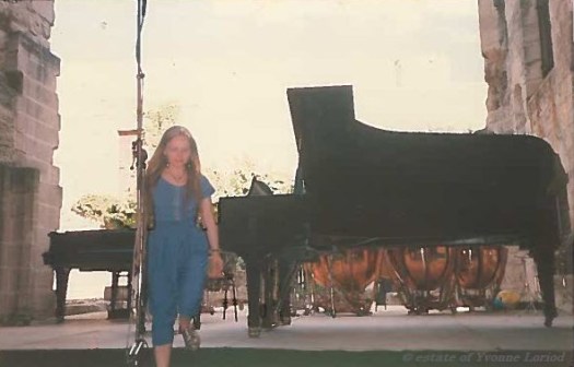 Jacqueline at Centre Acanthes, concert in the presence of Olivier Messaien, (photo by Yvonne Loriod)